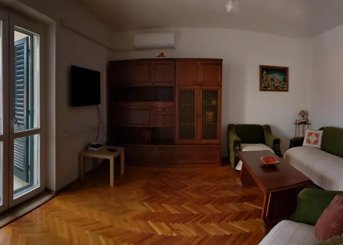 Pine Tree Lejlighed *